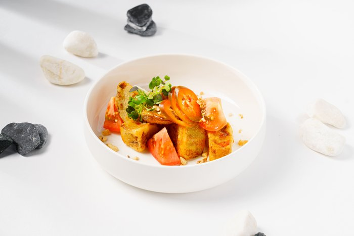 Салат с баклажанами и томатами