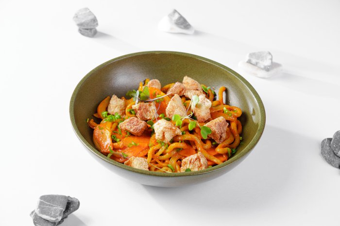 Лапша Тондури с крахмальной курицей