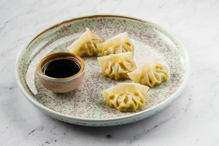 Гёдза с камчатксим крабом